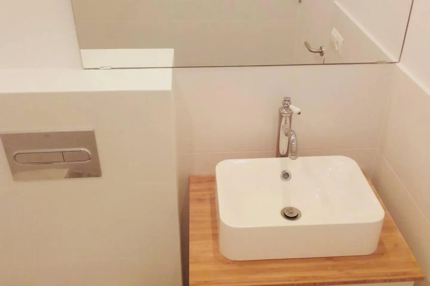 Stunning & Stylish Apartment In Cadaqués 0*,